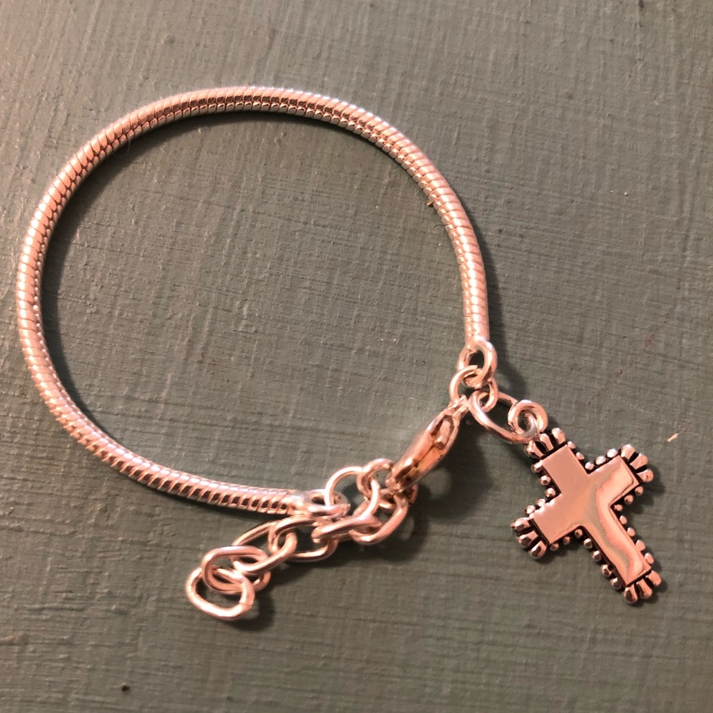 Girls silver cross bracelet